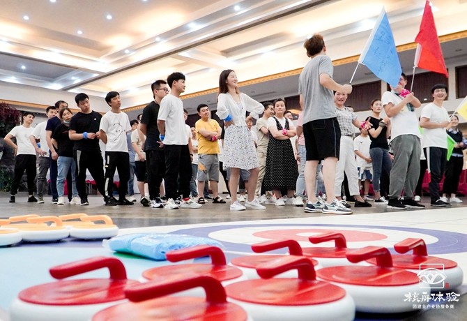 晶方科技“凝聚團(tuán)隊(duì)力量，點(diǎn)燃團(tuán)隊(duì)激情”主題團(tuán)建活動(dòng)